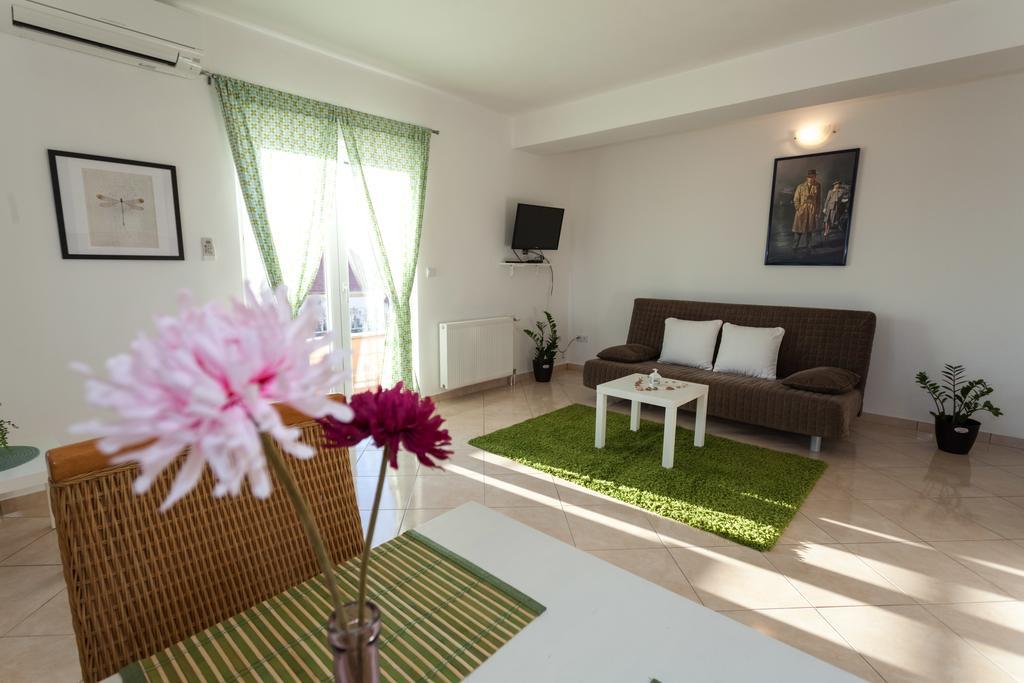Apartments Lara & Luka Задар Стая снимка