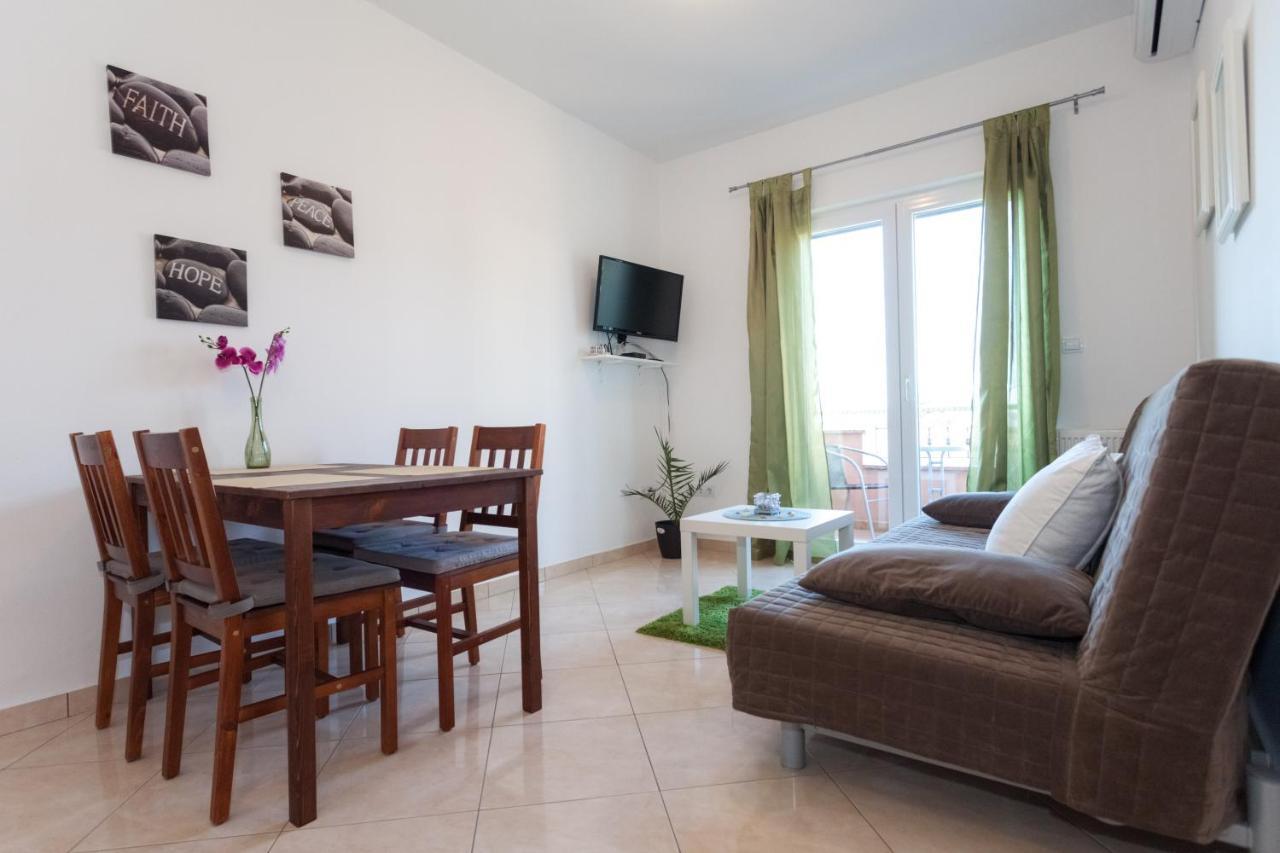 Apartments Lara & Luka Задар Екстериор снимка